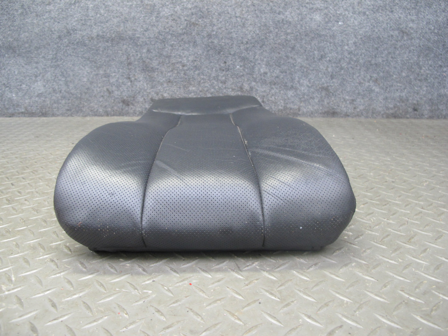 2004-2009 Cadillac XLR Front Left Side Seat Upper Center Leather Lining Black