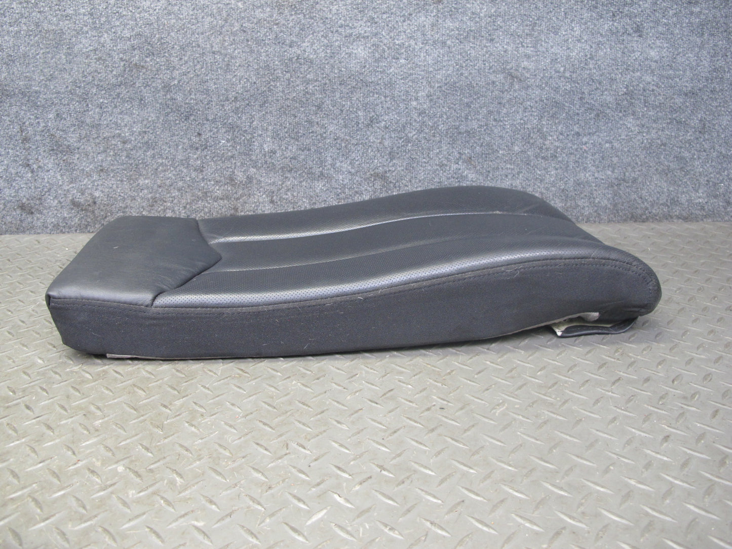 2004-2009 Cadillac XLR Front Left Side Seat Upper Center Leather Lining Black