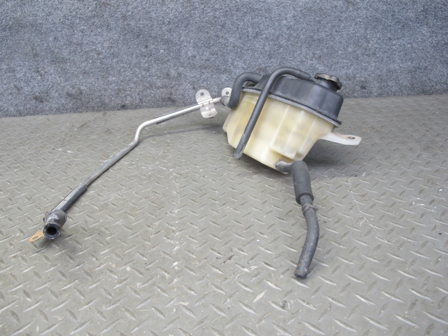 95-97 Lexus UCF20L LS400 Engine Coolant Expansion Overflow Reservoir w Hose OEM
