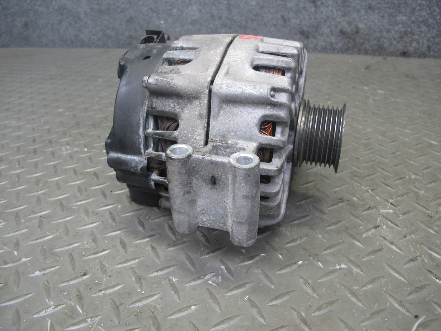 12-14 BMW E70 F01 F13 F12 4.4L N63 230A Engine Alternator Generator 7603779 OEM
