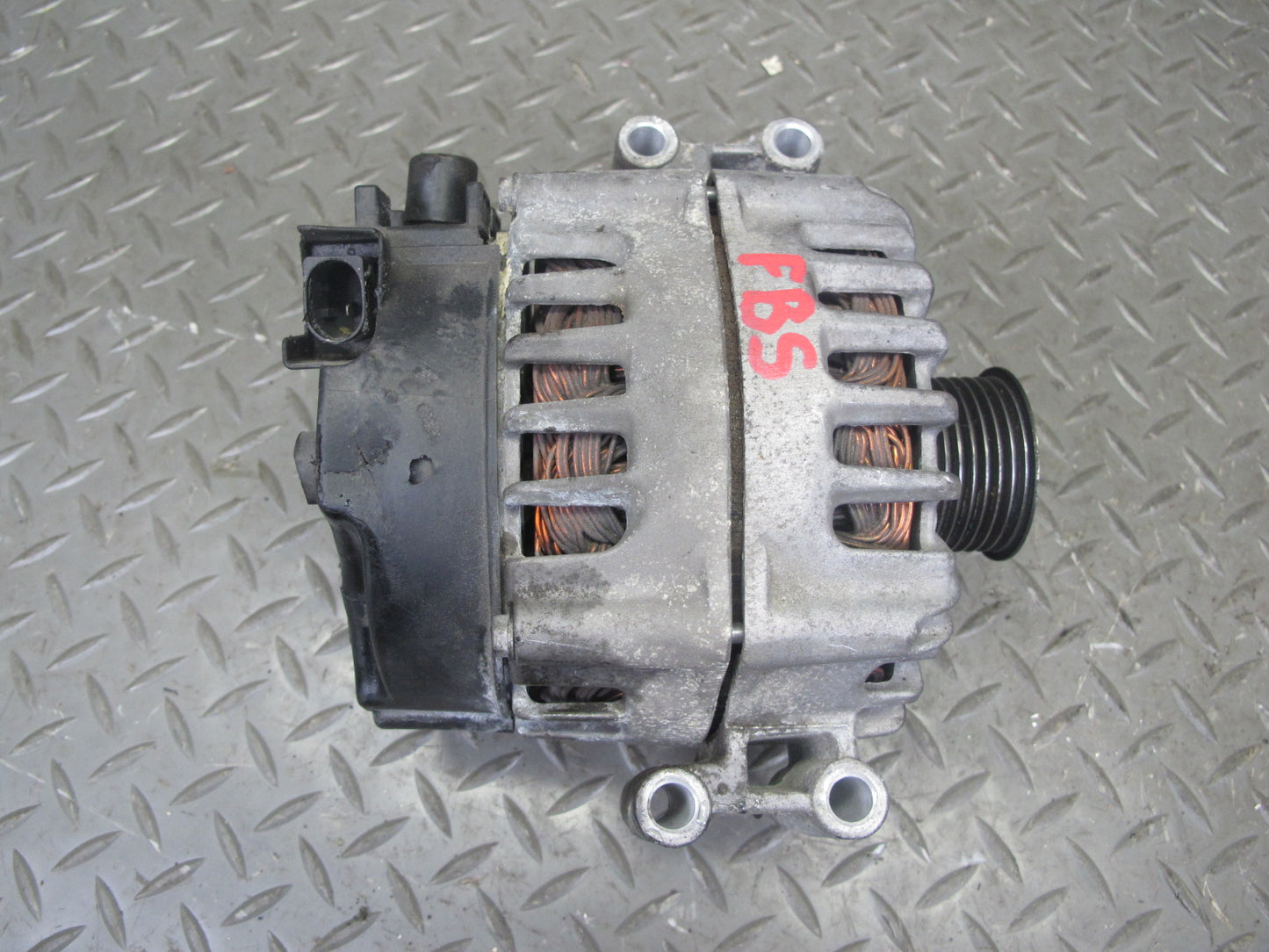 12-14 BMW E70 F01 F13 F12 4.4L N63 230A Engine Alternator Generator 7603779 OEM