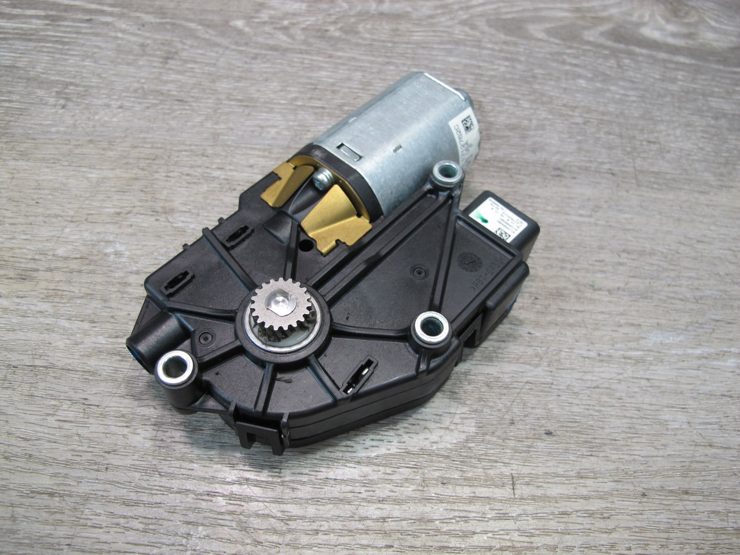 2017-2020 Maserati Levante M161 Sunroof Motor Drive Unit