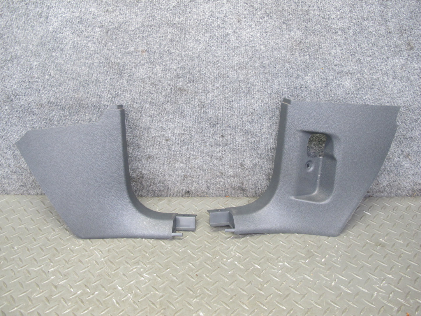 2008 VW Golf MK5 R32 Set of 2 Front Left & Right Kick Trim Cover Panel OEM