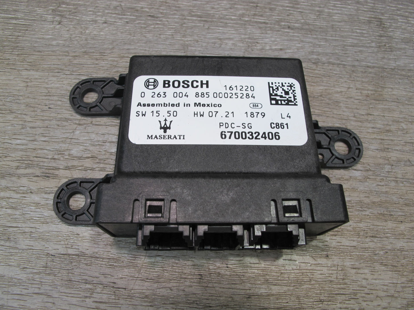 2017-2020 Maserati Levante M161 Parking Assist Control Module 670032406