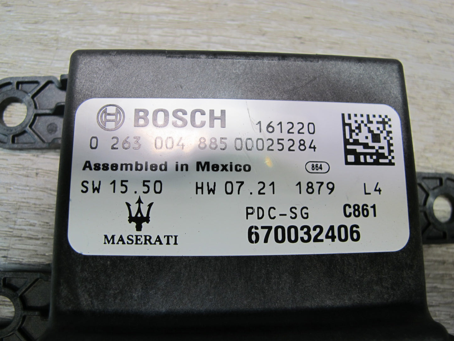 2017-2020 Maserati Levante M161 Parking Assist Control Module 670032406