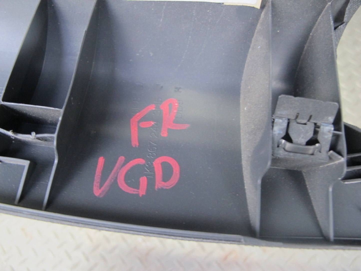 06-09 VW Rabbit Golf GTI R32 2-DR Left & Right B Pillar Trim Cover Panel Set OEM