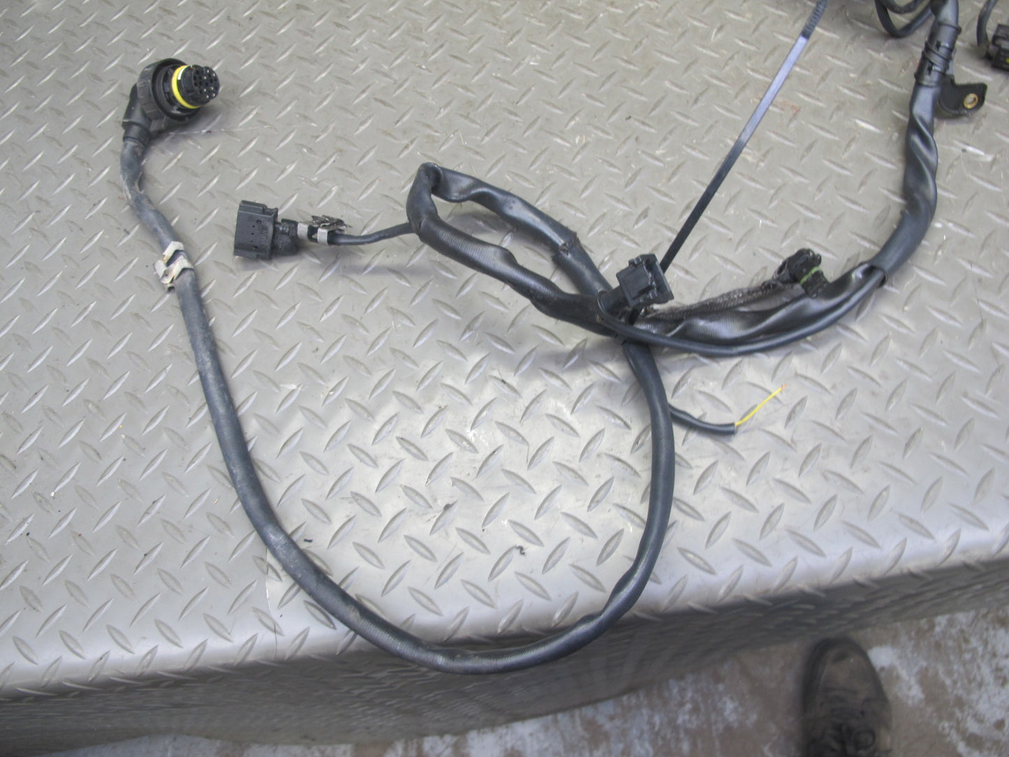 2012 BMW F13 F12 650i A/T Engine & Ignition Wire Wiring Harness w Fuse Box OEM