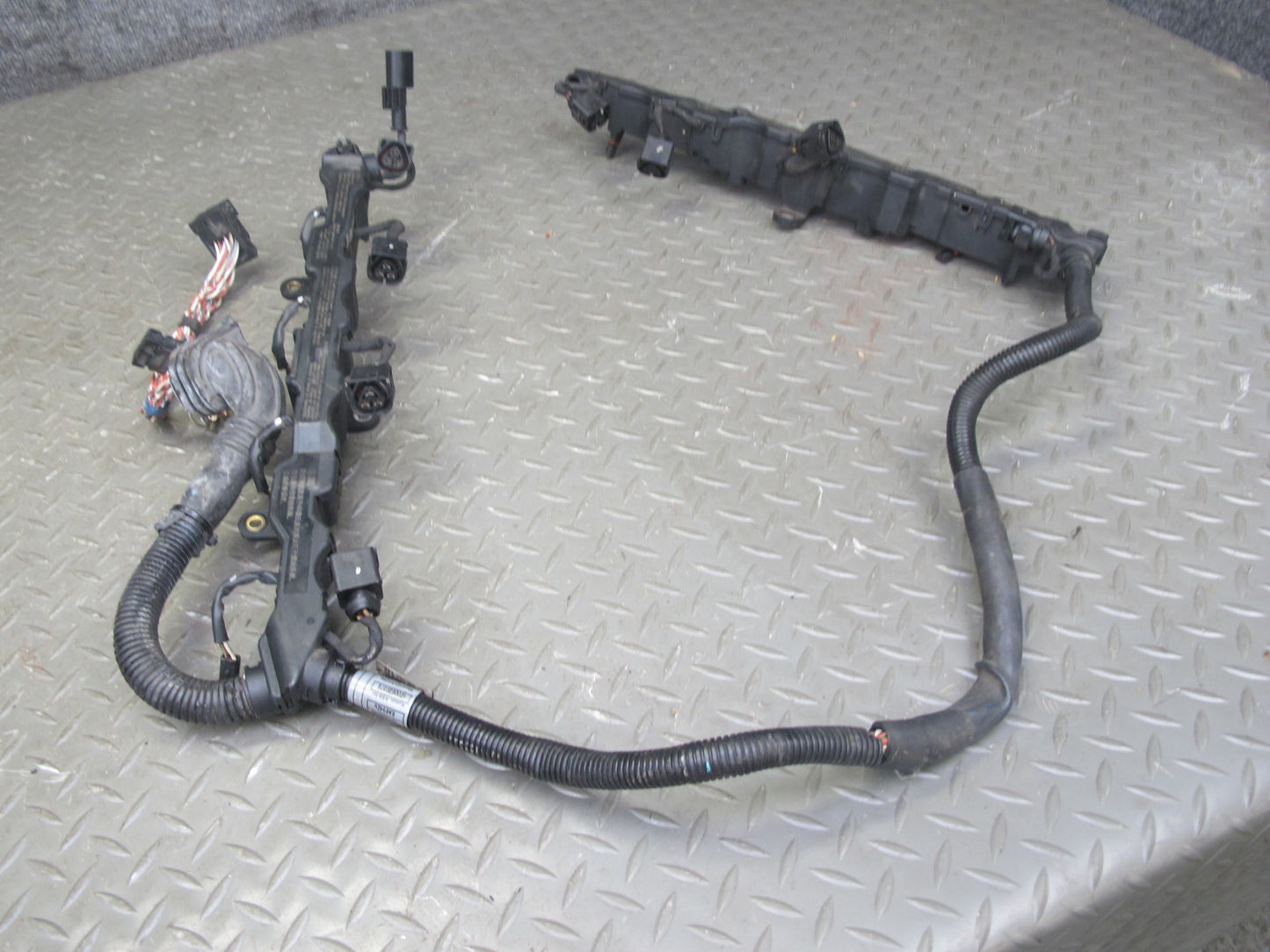 2012 BMW F13 F12 650i A/T Engine & Ignition Wire Wiring Harness w Fuse Box OEM