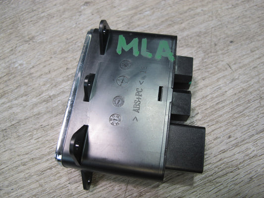 2017-2020 Maserati Levante M161 Center Console USB Port AUX Jack Socket