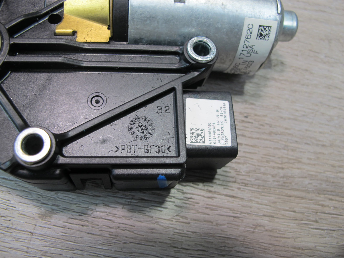 2017-2020 Maserati Levante M161 Sunroof Motor Drive Unit