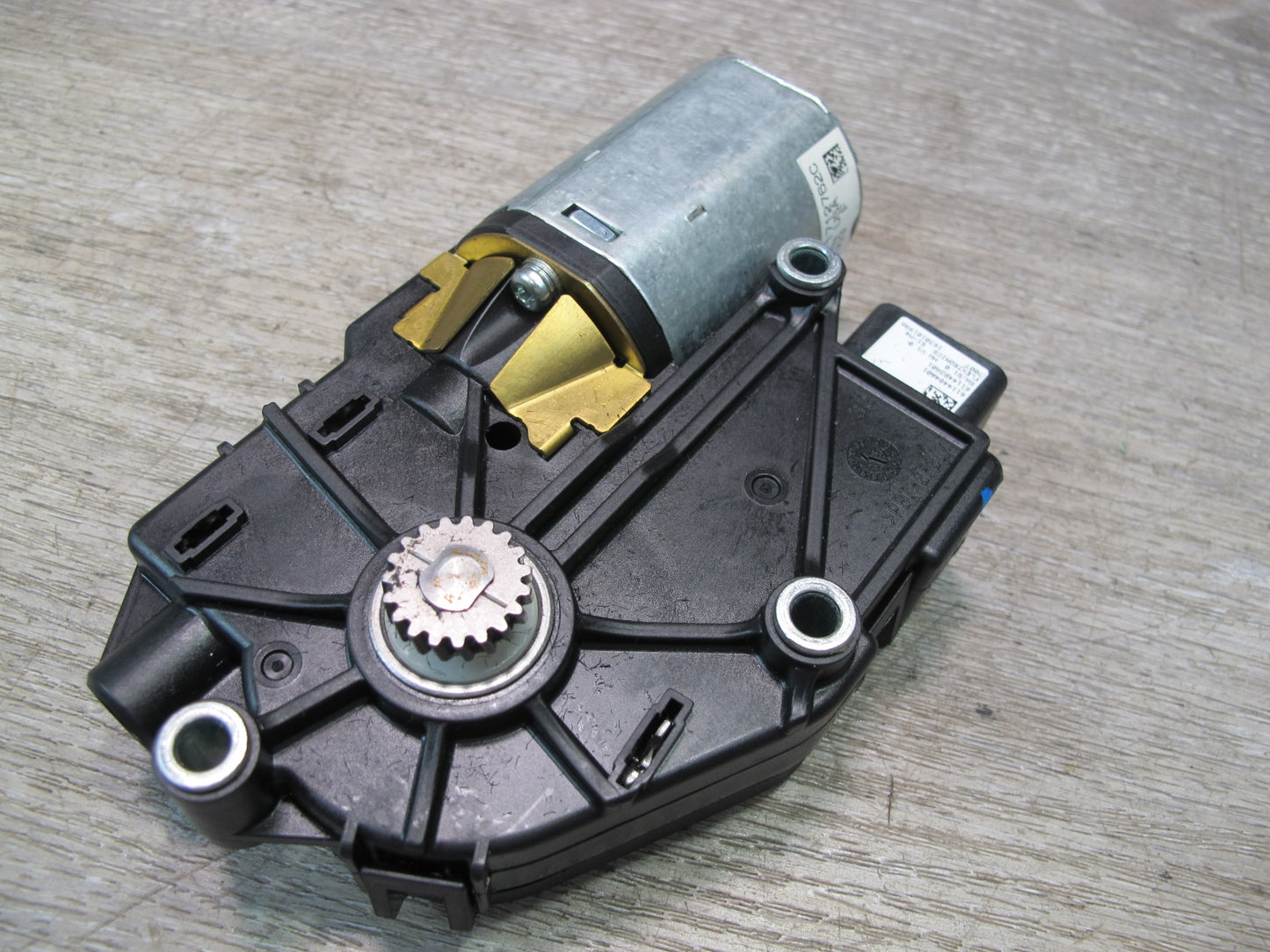 2017-2020 Maserati Levante M161 Sunroof Motor Drive Unit