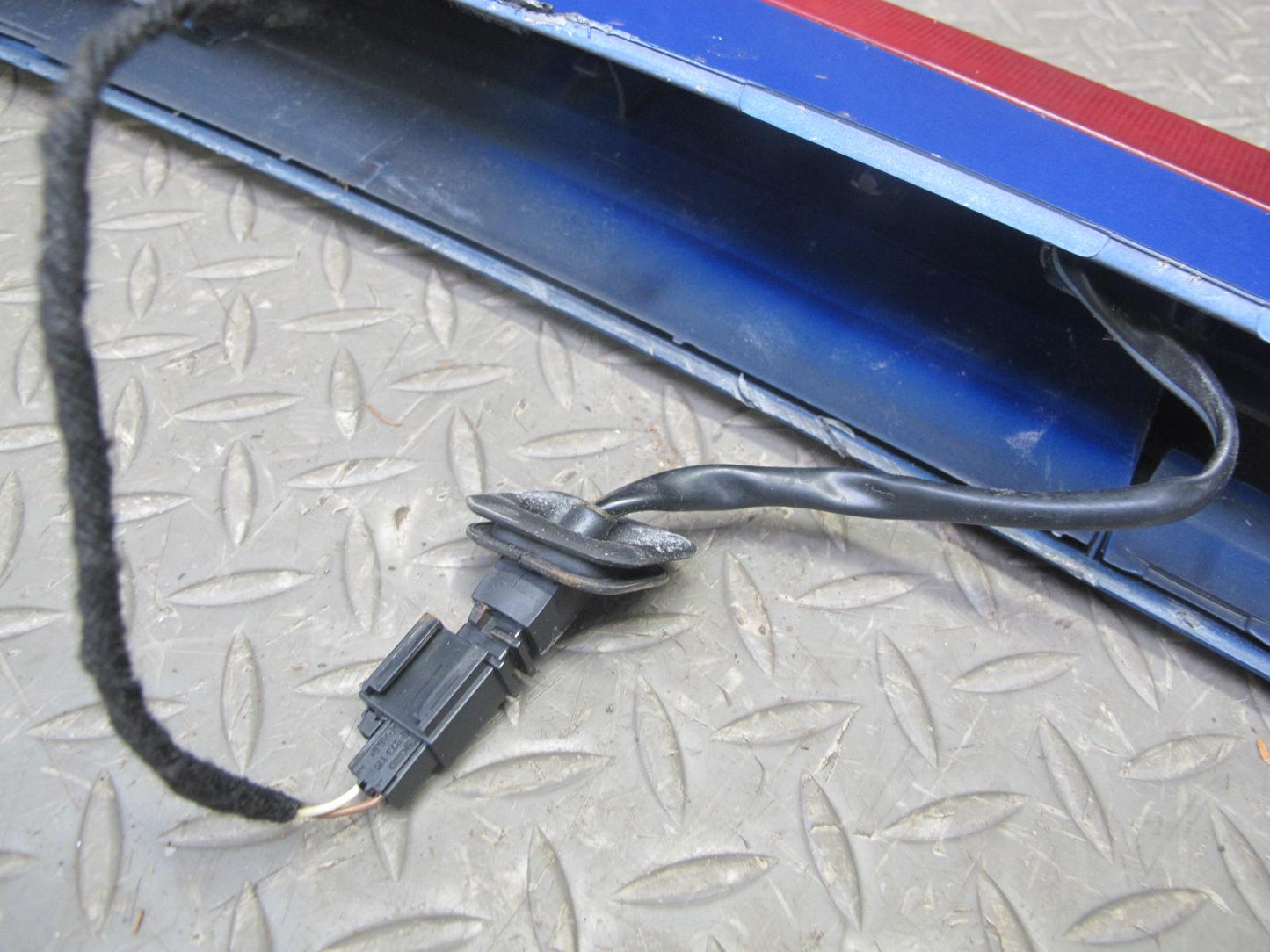 06-09 VW R32 GTI Rabbit Rear Hatch Trunk Liftgate Tailgate Spoiler Deepblue OEM