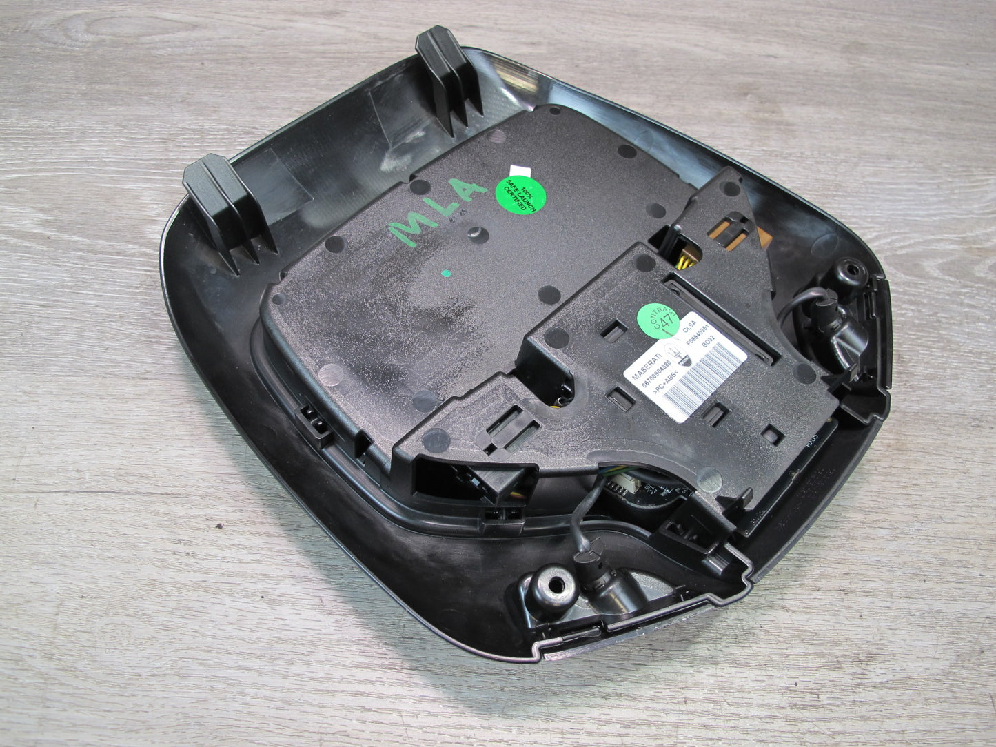 2017-2020 Maserati Levante M161 Overhead Console Dome Reading Light Homelink