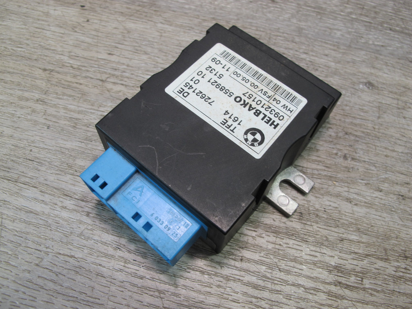 2010-2011 BMW E72 X6 Hybrid Front Fuel Pump Control Module 7262145