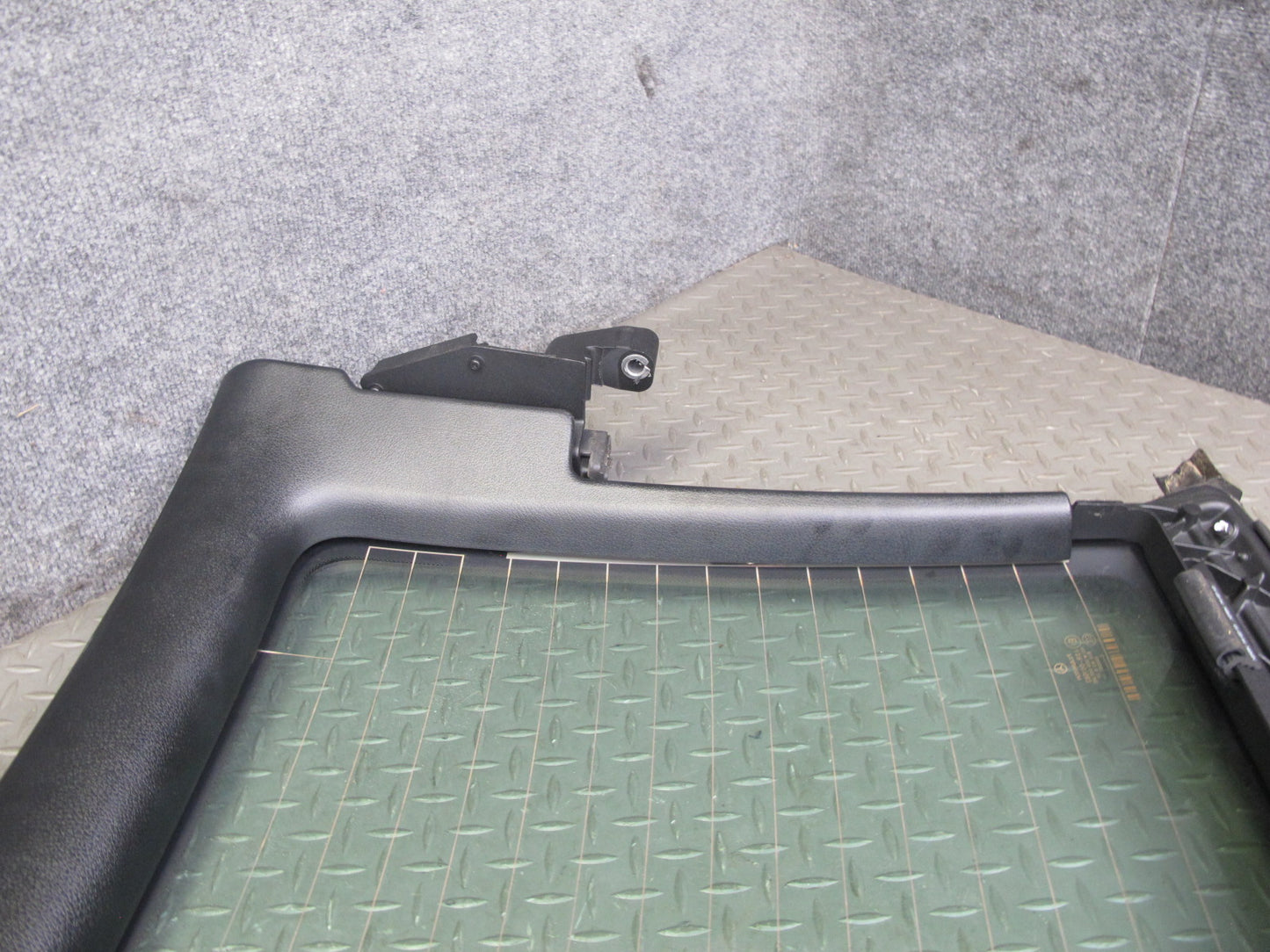 2012-2020 Mercedes R172 SLK SLC Rear Back Windshield Window Glass