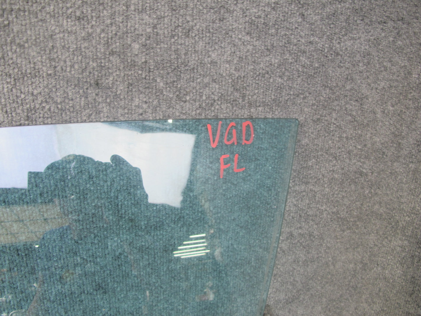 06-09 VW Golf MK5 R32 GTI Rabbit 2-DR Front Left Driver Door Glass Window OEM