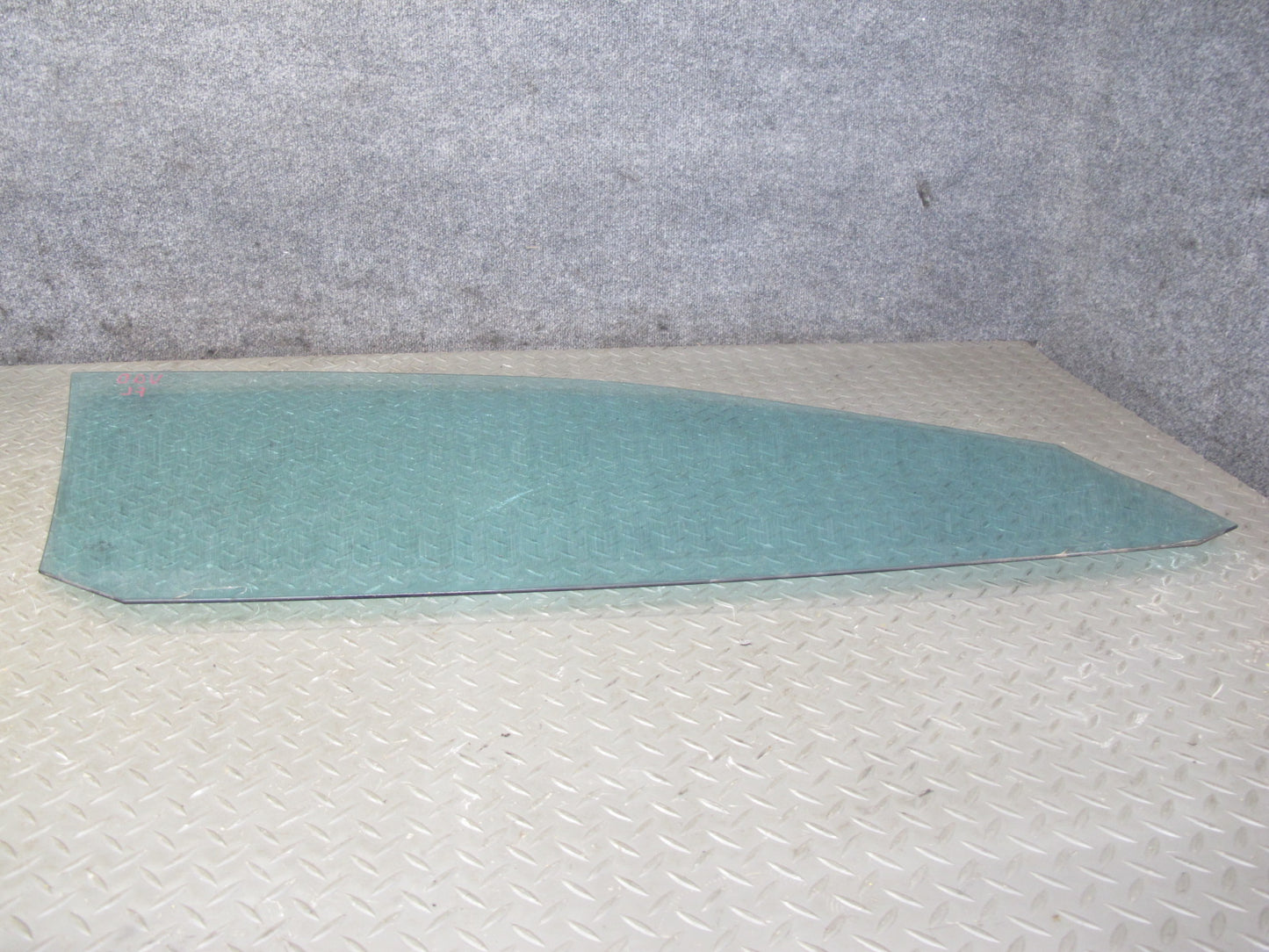 06-09 VW Golf MK5 R32 GTI Rabbit 2-DR Front Left Driver Door Glass Window OEM