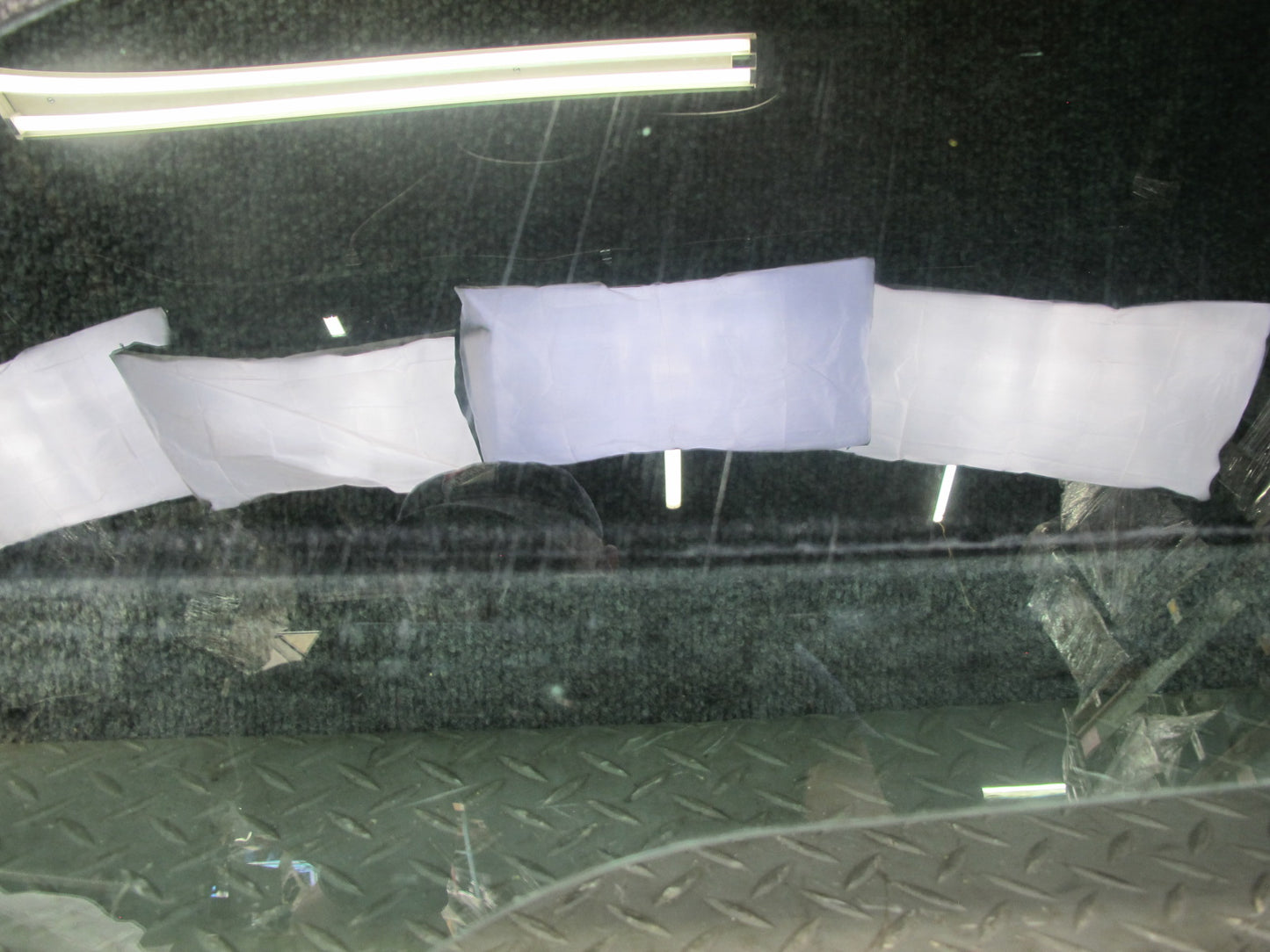 2004-2009 Cadillac XLR Left Driver Side Door Window Glass