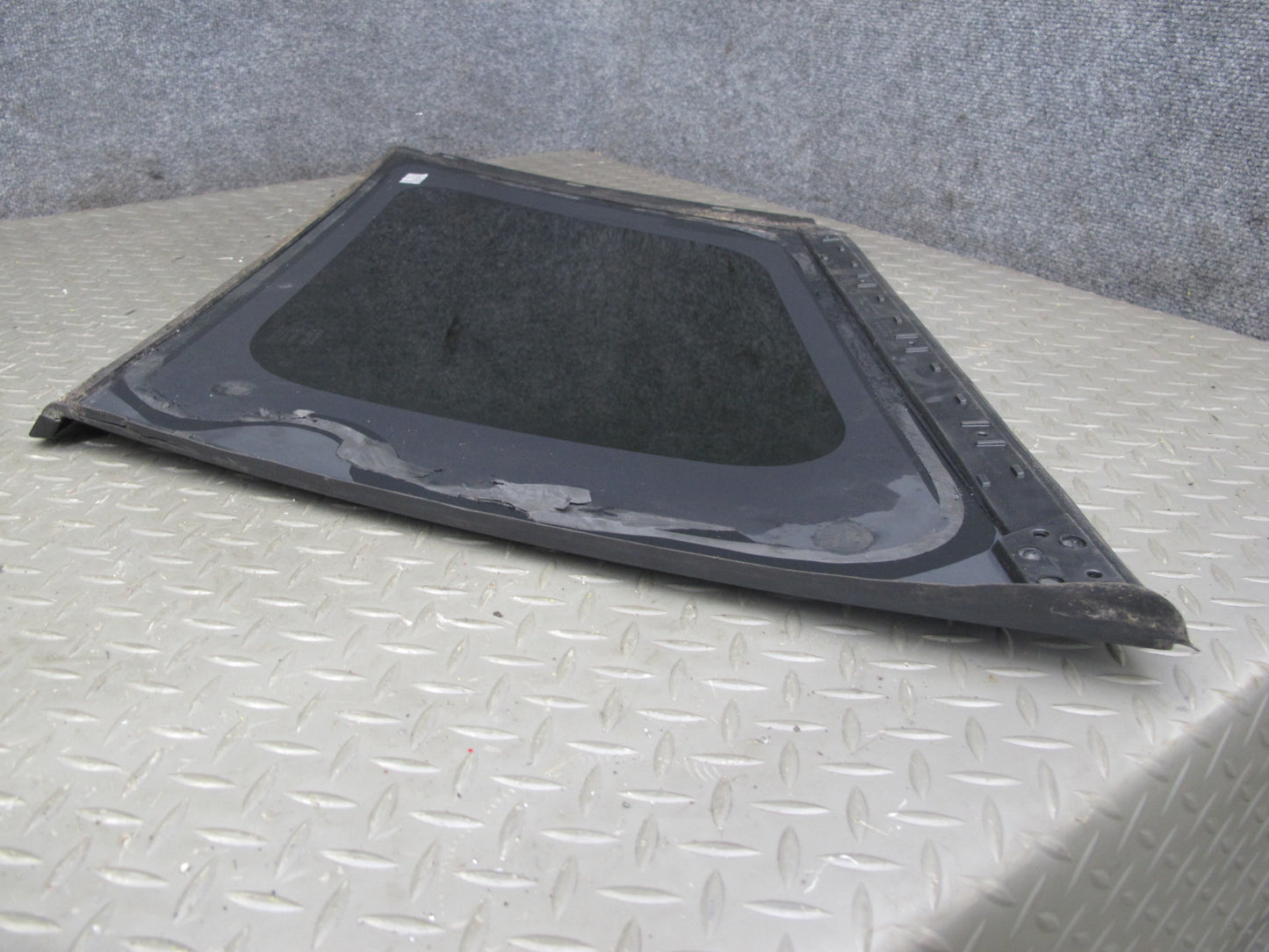 2013-2022 Land Range Rover L405 Rear Left Quarter Glass Window