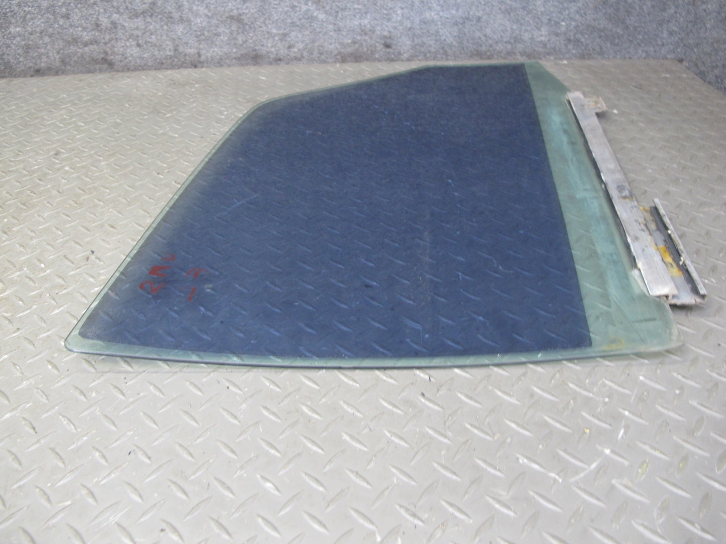 86-91 Mercedes W126 Sedan Front Left Driver Door Glass Window Tinted OEM