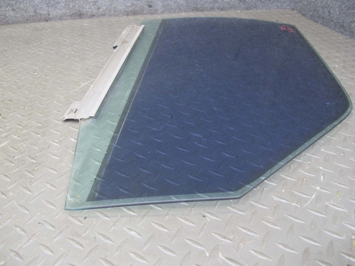 86-91 Mercedes W126 Front Right Passenger Door Glass Window Tinted OEM