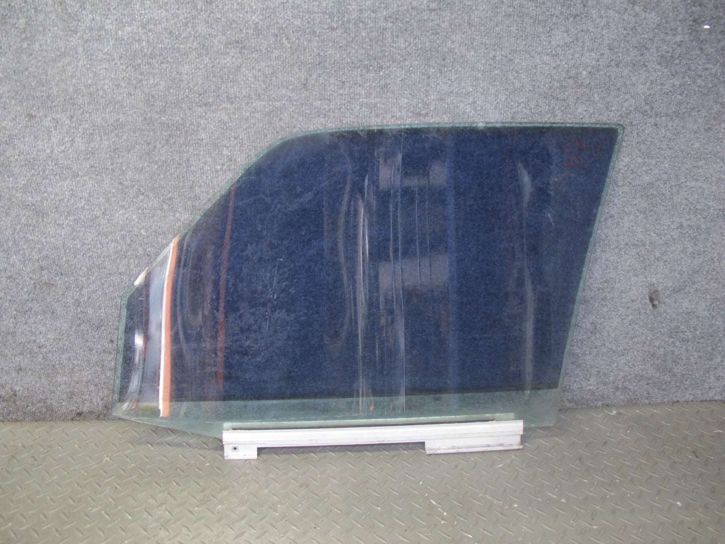 86-91 Mercedes W126 Front Right Passenger Door Glass Window Tinted OEM