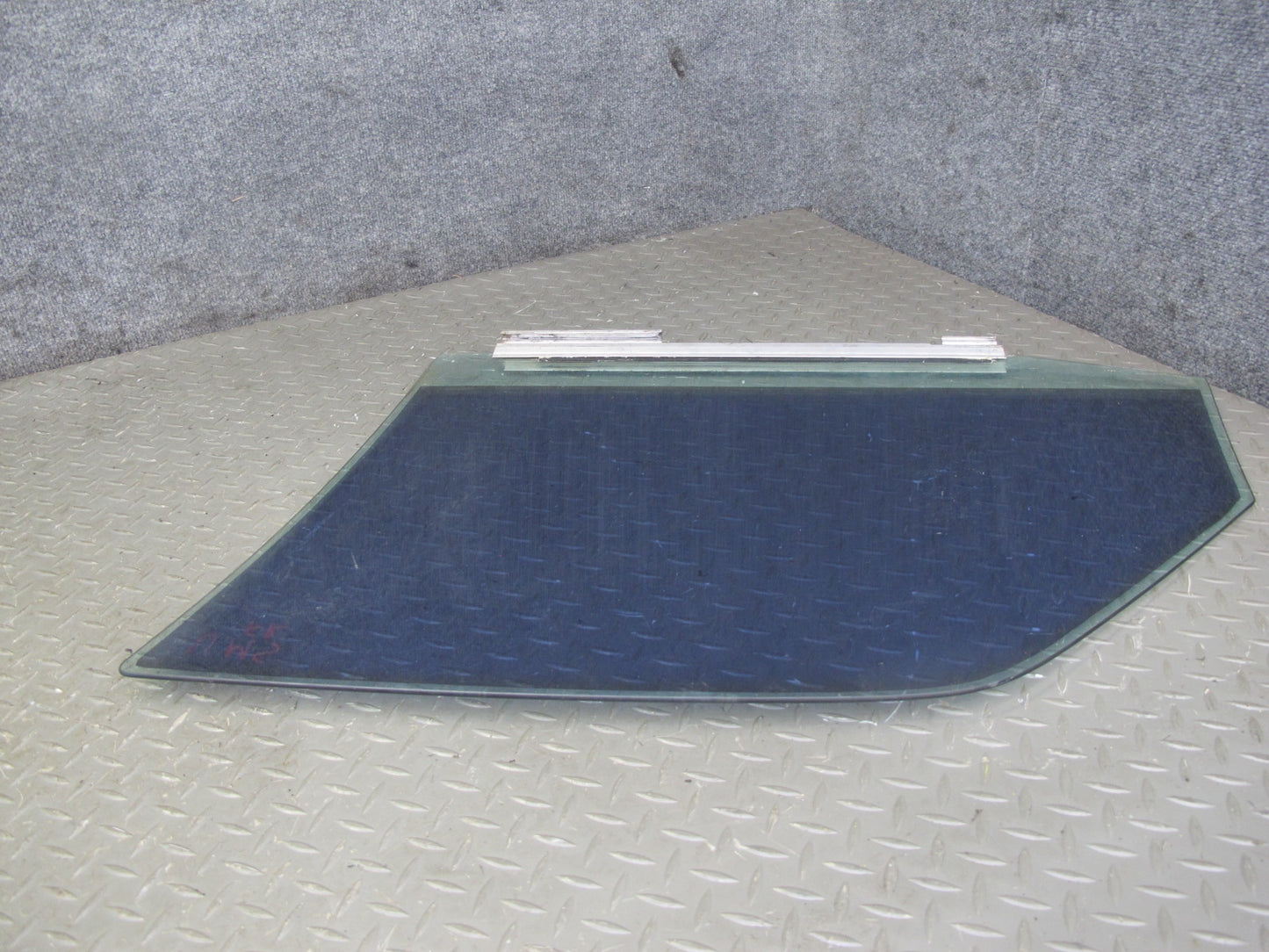 86-91 Mercedes W126 Front Right Passenger Door Glass Window Tinted OEM