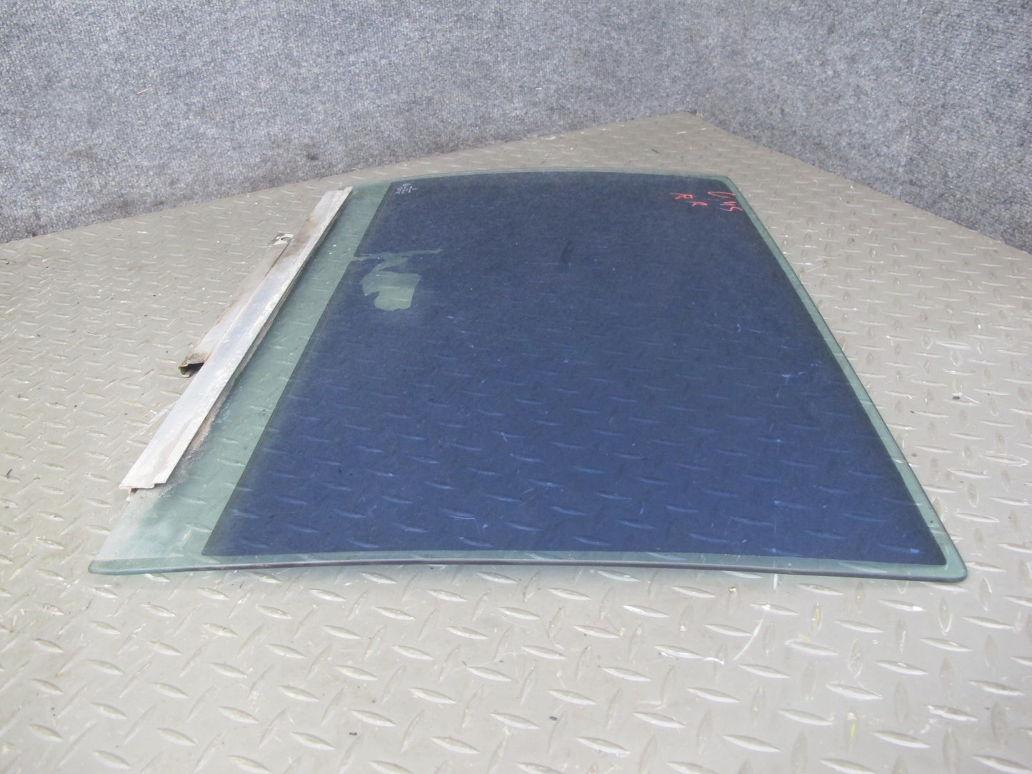 86-91 Mercedes W126 Rear Right Door Glass Window Tinted OEM