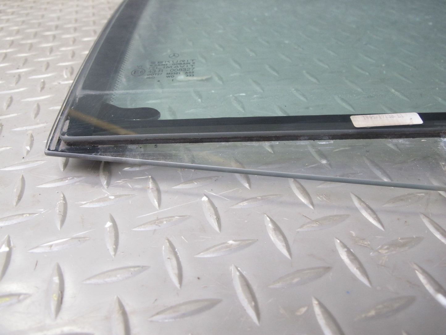 94-99 Mercedes W140 S-class Sedan Rear Right Door Glass Window OEM
