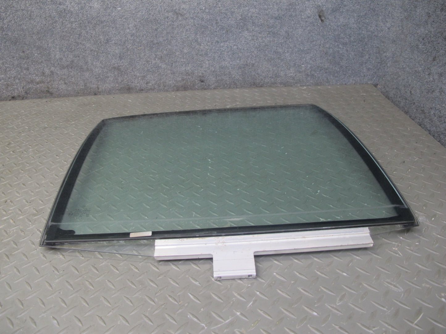94-99 Mercedes W140 S-class Sedan Rear Right Door Glass Window OEM