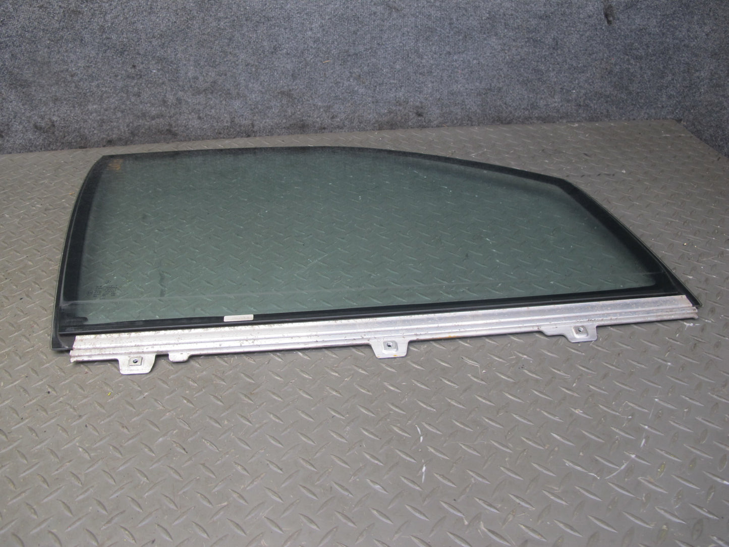 94-99 Mercedes W140 S-class Sedan Front Right Passenger Door Glass Window OEM