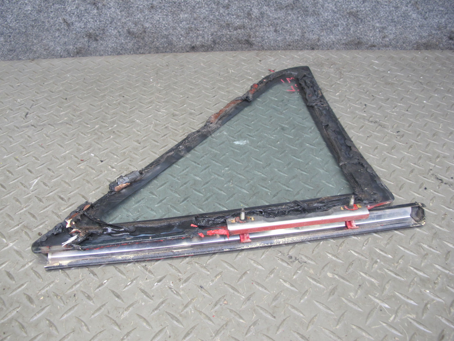 85-89 Toyota MR2 AW15 Rear Left Quarter Window Glass w Molding OEM