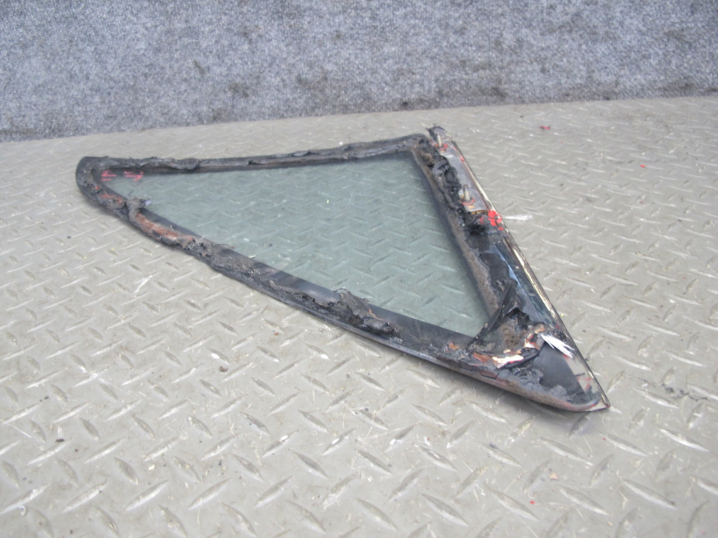 85-89 Toyota MR2 AW15 Rear Left Quarter Window Glass w Molding OEM