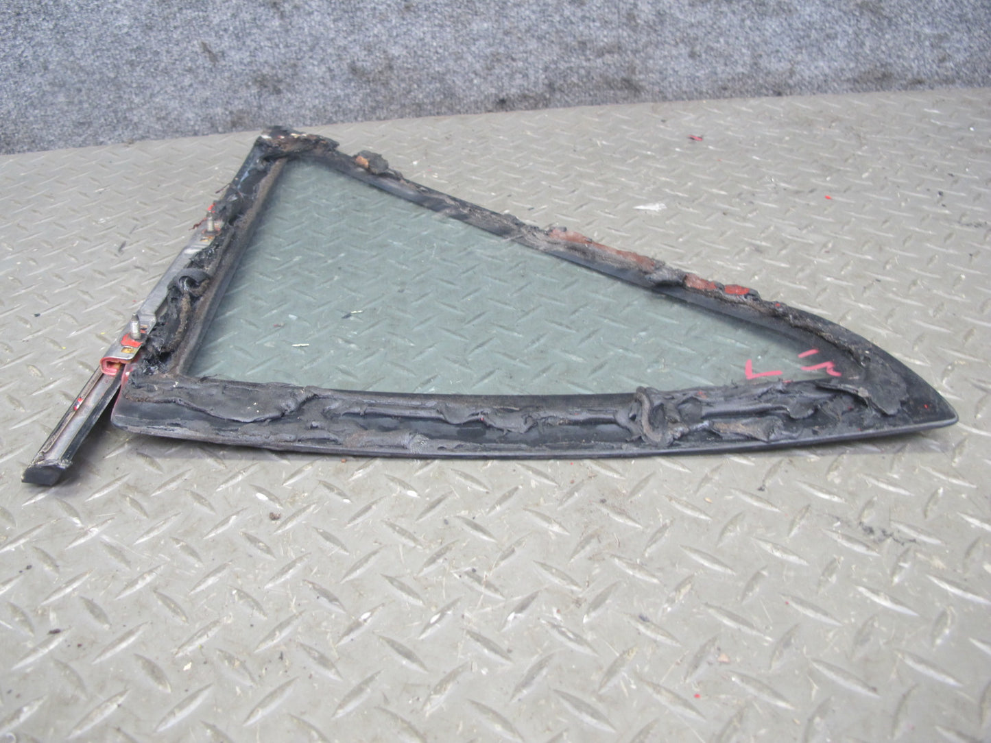 85-89 Toyota MR2 AW15 Rear Left Quarter Window Glass w Molding OEM