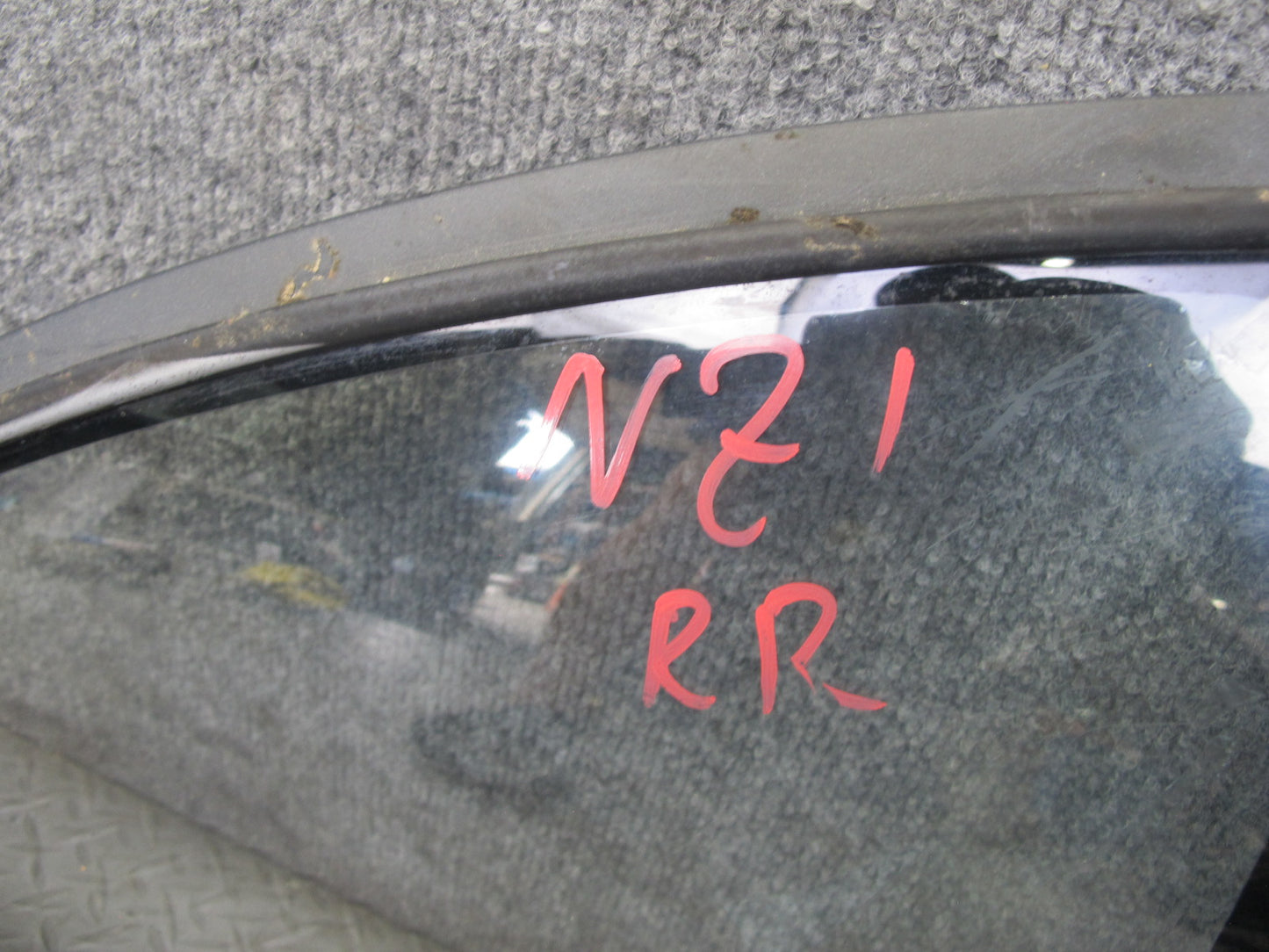 90-95 Nissan Z32 300ZX Coupe 2+2 Rear Right Quarter Glass Window OEM