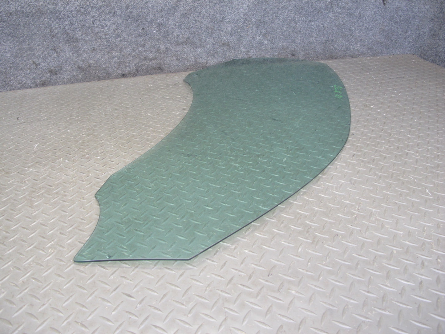 2012-2020 Mercedes R172 SLK SLC Right Passenger Side Door Window Glass