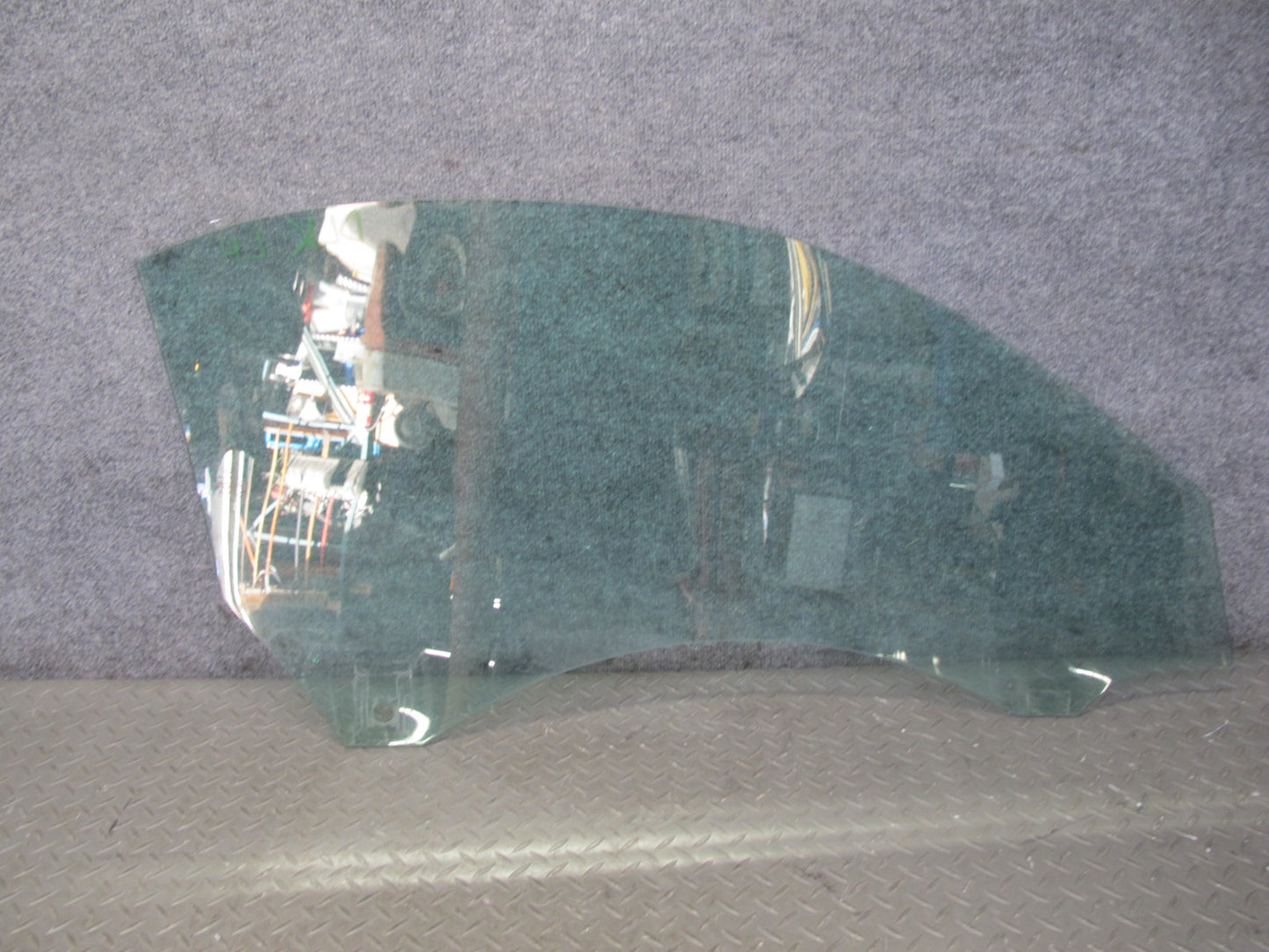 2012-2020 Mercedes R172 SLK SLC Left Driver Side Door Window Glass