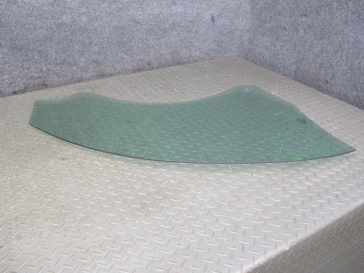 2012-2020 Mercedes R172 SLK SLC Left Driver Side Door Window Glass