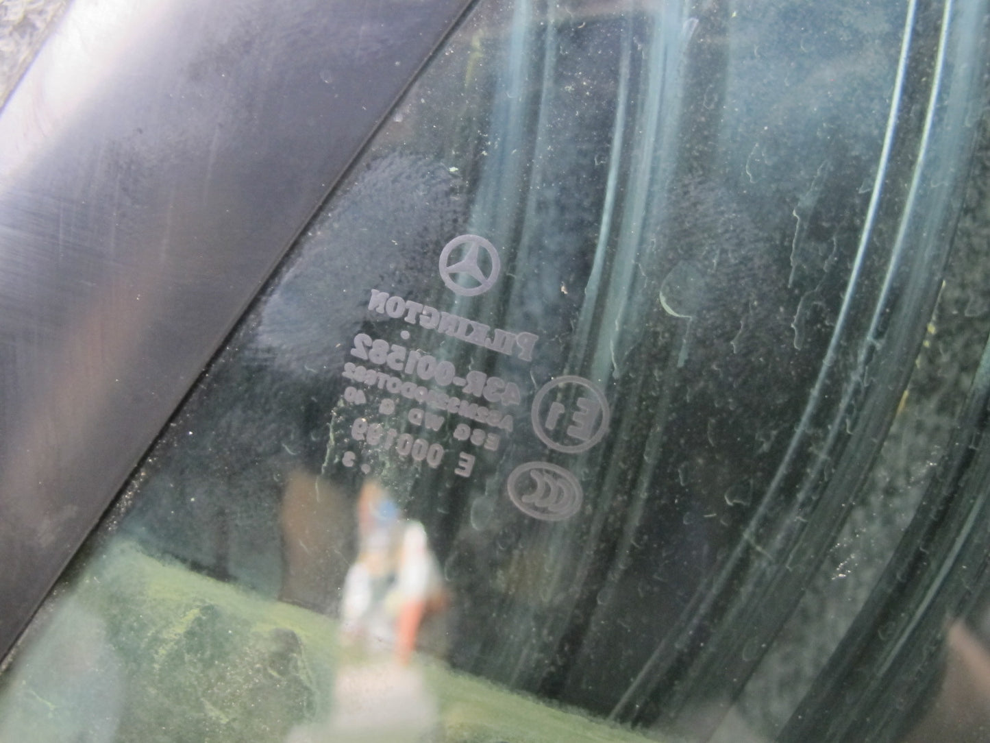 2012-2020 Mercedes R172 SLK SLC Right Pass Side Rear Window Glass W/ Regulator