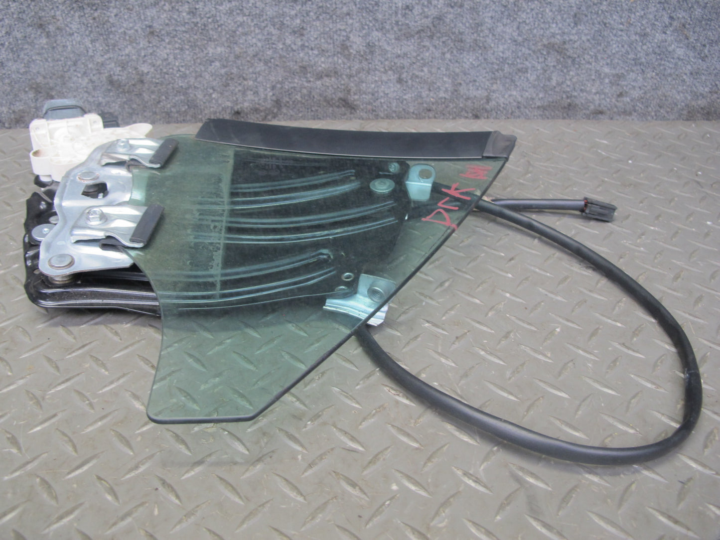 2012-2020 Mercedes R172 SLK SLC Right Pass Side Rear Window Glass W/ Regulator