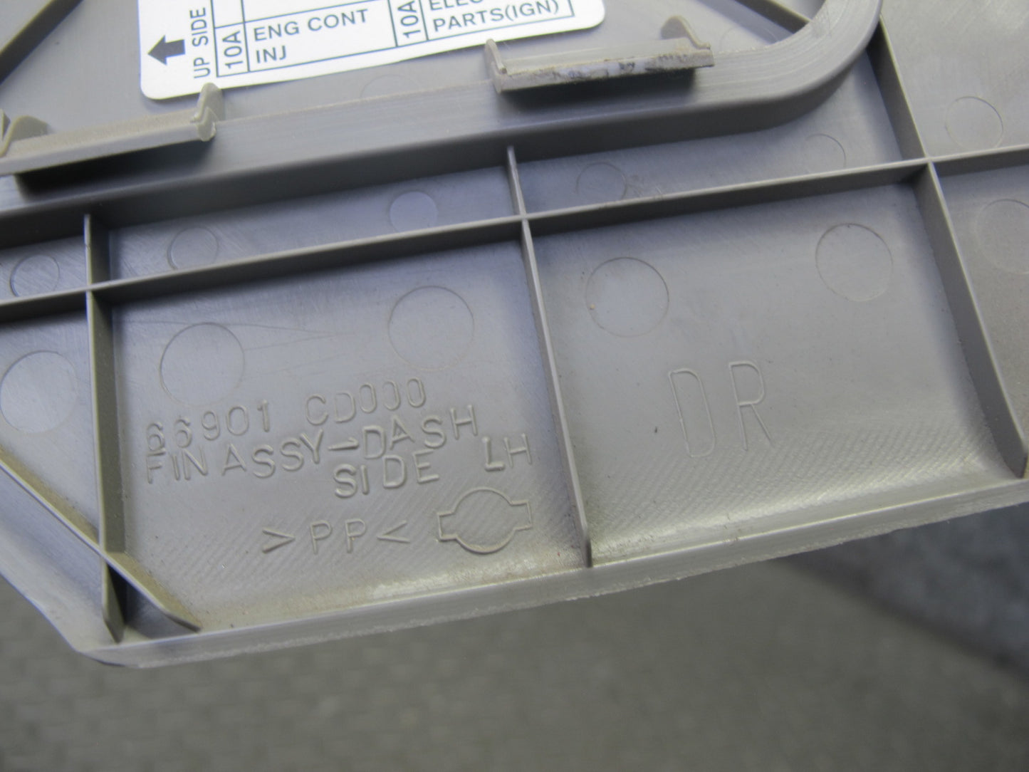 03-09 Nissan 350Z Z33 Set of 2 Front Left & Right Kick Trim Cover Gray OEM