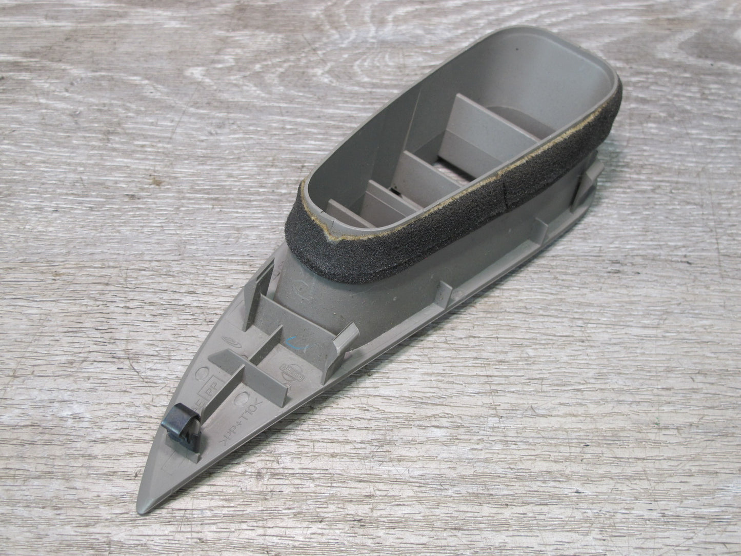 03-08 Nissan 350Z Z33 Set of 2 Left & Right Side Dash Air Vent Trim Cover OEM