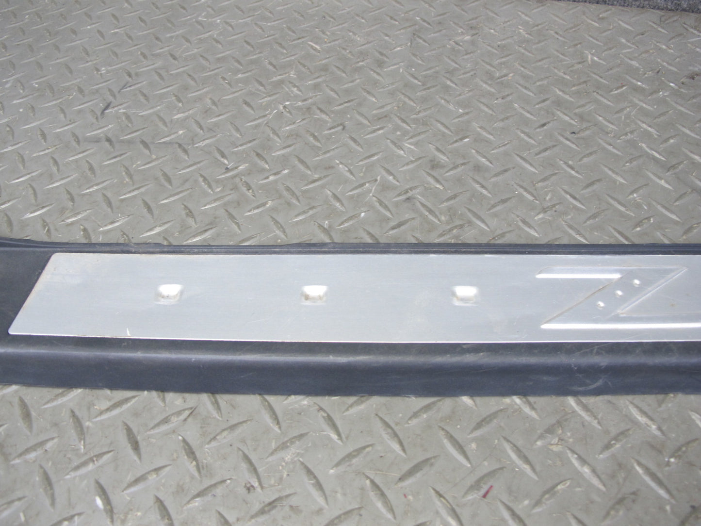 07-09 Nissan 350Z Z33 Set of 2 Left & Right Door Scuff Kick Plate Trim Panel OEM