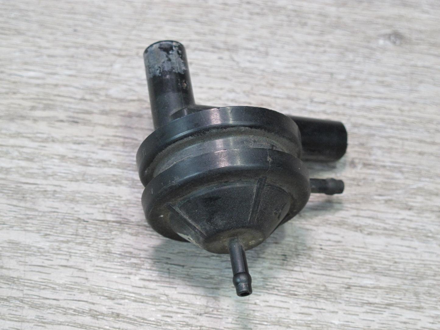 91-93 Mitsubishi 3000GT Vapor Canister Purge Solenoid