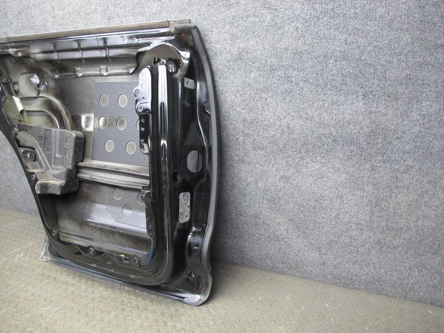 2003-2010 Porsche Cayenne 955 Rear Left Door Shell Panel