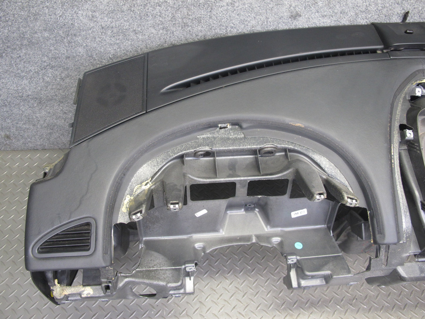 2003-2006 Porsche Cayenne 955 Dashboard Dash Instrument Panel Cover