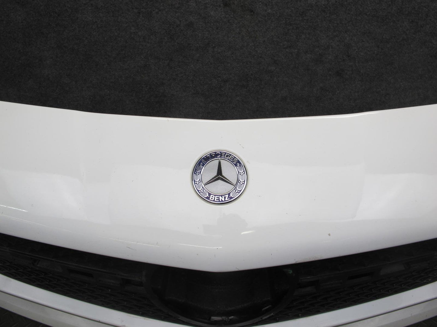 2012-2016 Mercedes R172 SLK Front Bumper Cover Panel Assembly White