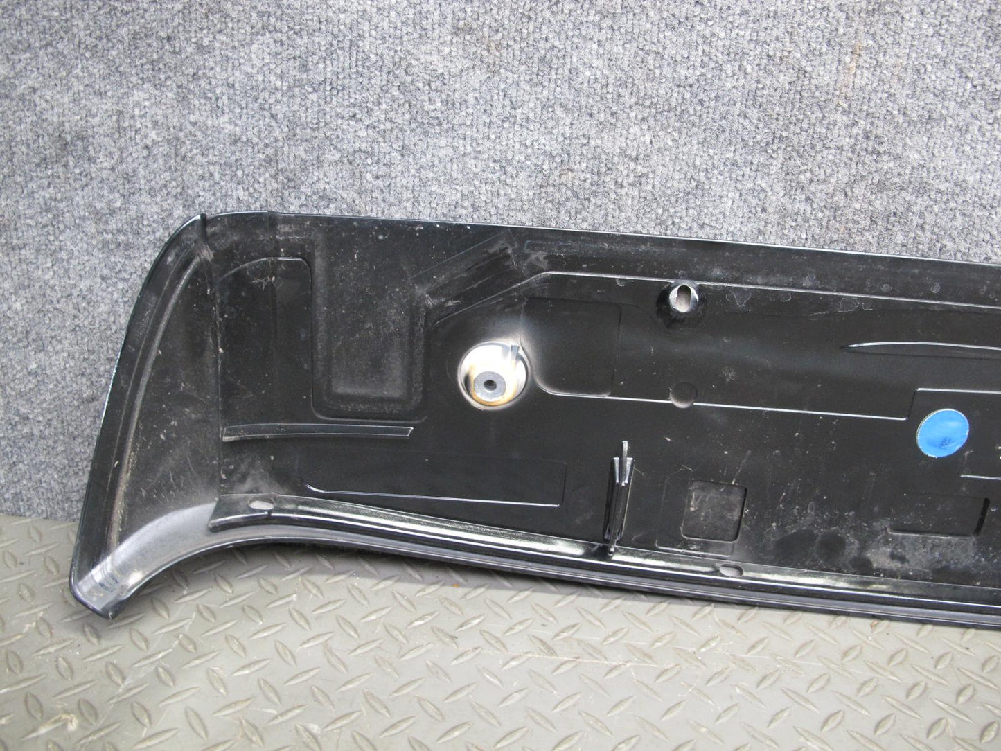 2003-2006 Porsche Cayenne 955 Turbo Rear Trunk Lid Tailgate Spoiler 7L5827939E