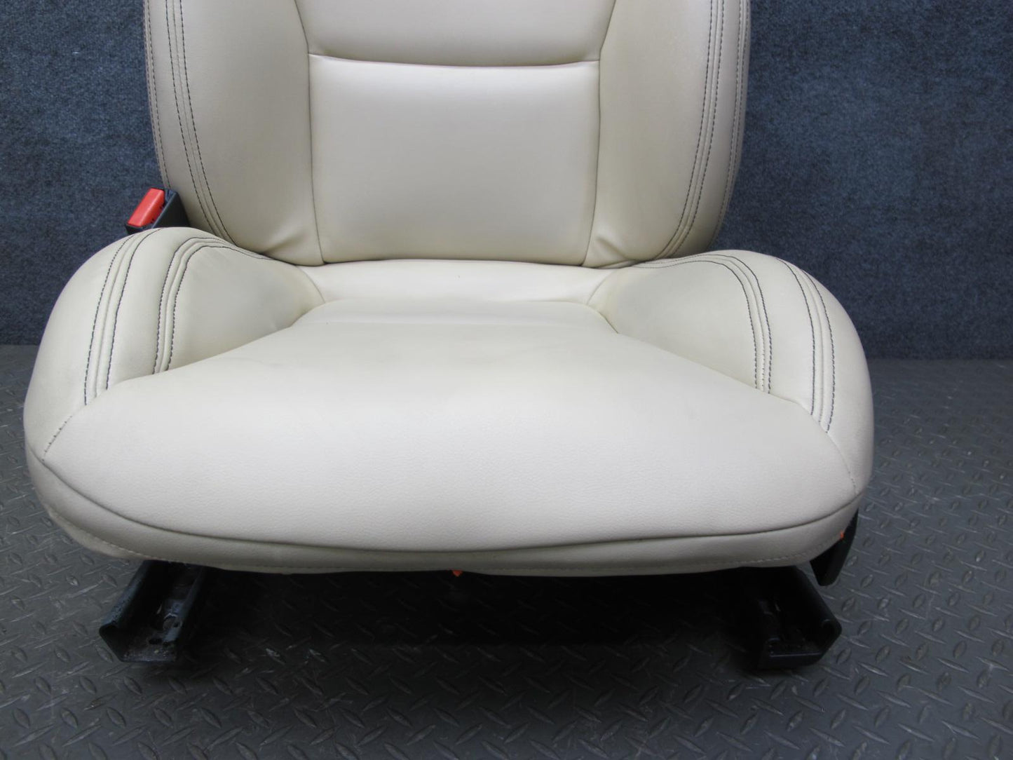 2012-2016 Mercedes R172 SLK Front Left & Right Side Leather Seat Beige Set of 2