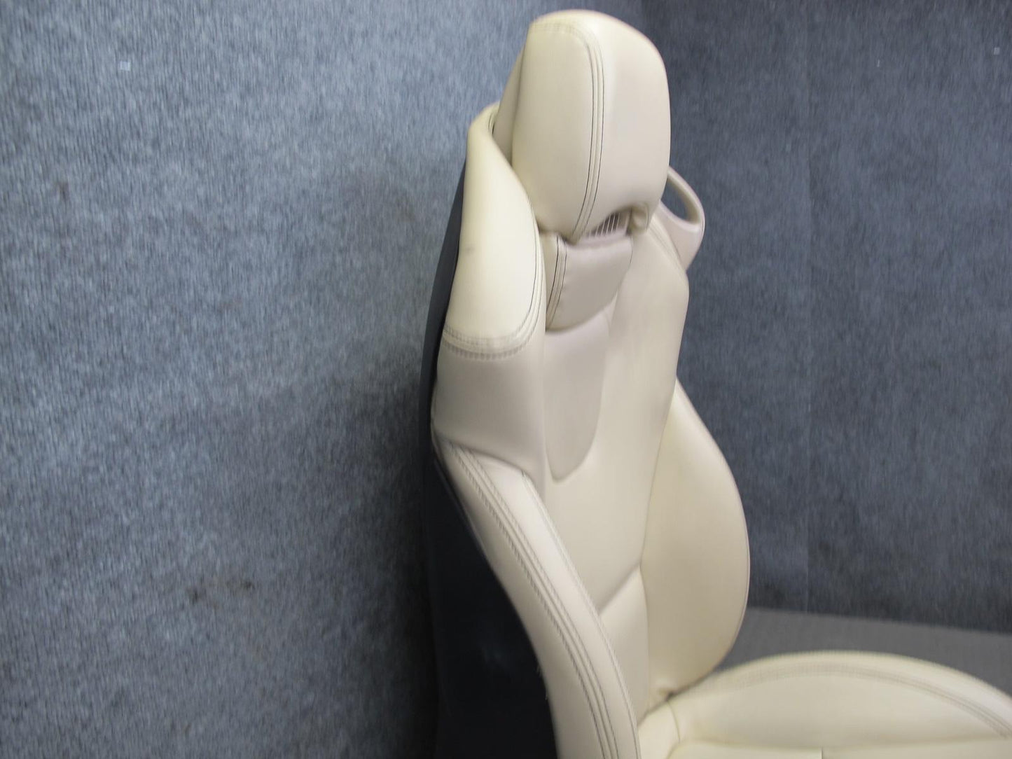 2012-2016 Mercedes R172 SLK Front Left & Right Side Leather Seat Beige Set of 2